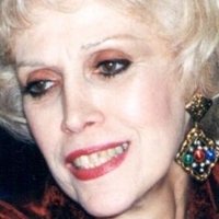 Lucia Costantini Desnuda