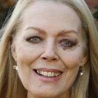 Lynda Stoner Desnuda