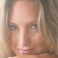 Madi Mitchell Desnuda