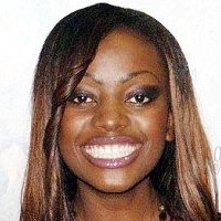 Makosi Musambasi Desnuda