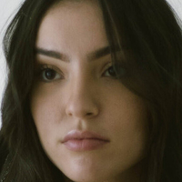 Mathilde Lasry Desnuda