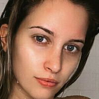 Maysen Schur Desnuda