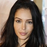 Nabilla Benattia Desnuda