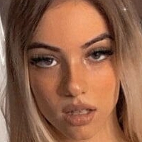 Natalia Pariish Desnuda