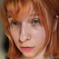 Nieuczesana Desnuda