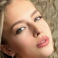 nikawest Desnuda