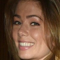 Nikki Sanderson Desnuda