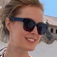 Nina Ensmann Desnuda