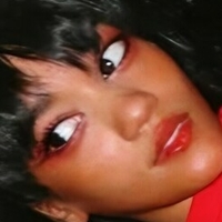 Numochiii Ladokei Crystal Desnuda