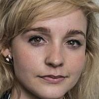 Olivia Vinall Desnuda