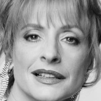 Patti LuPone Desnuda