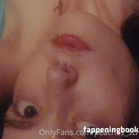 peacheyscreams Desnuda