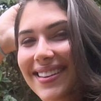Rayfit Desnuda