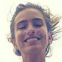 Renee Bargh Desnuda