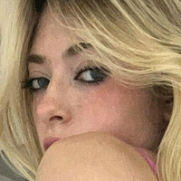 rileymaetwo Desnuda