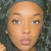 royalty2000 Desnuda