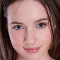 Sabrina Young Desnuda