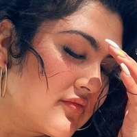 Sanjana Desnuda