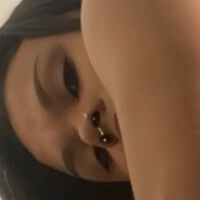 Sara Pikut Desnuda