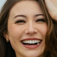 Sasha Emiri Desnuda