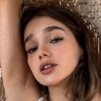 Seltin Desnuda