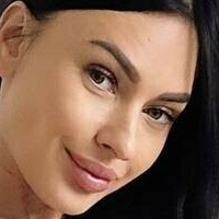 shymily Desnuda