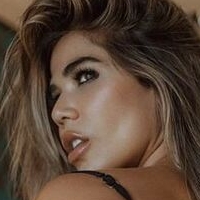 Stefania Pereira Desnuda