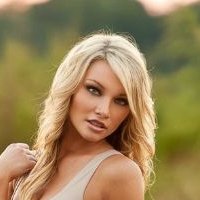 Tara Booher Desnuda
