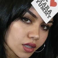 Tara Yummy Desnuda