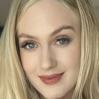 Tiffany Day Desnuda