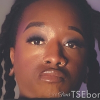 tsebonyvixen Desnuda