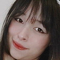 tsuuyuki Desnuda