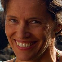 Tundi Desnuda