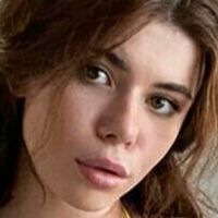 Valentina Caro Desnuda