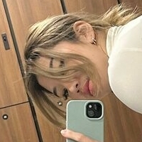 xkyeii Desnuda