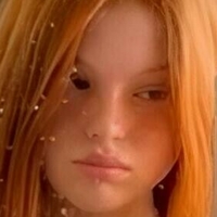 Yaek Karpalov Desnuda