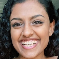 Yamini Nambimadom Desnuda
