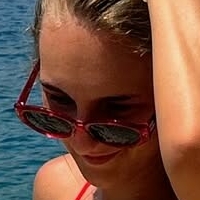 Yana Dombrovskaya Desnuda