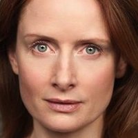 Zoe Telford Desnuda