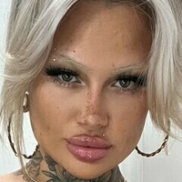 Zuzia Meller Desnuda